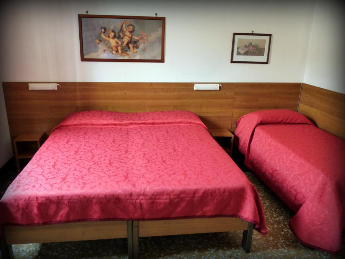 Hotel Triestina Noli Eksteriør bilde