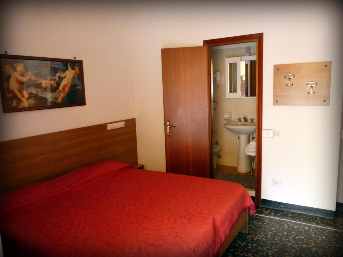 Hotel Triestina Noli Eksteriør bilde
